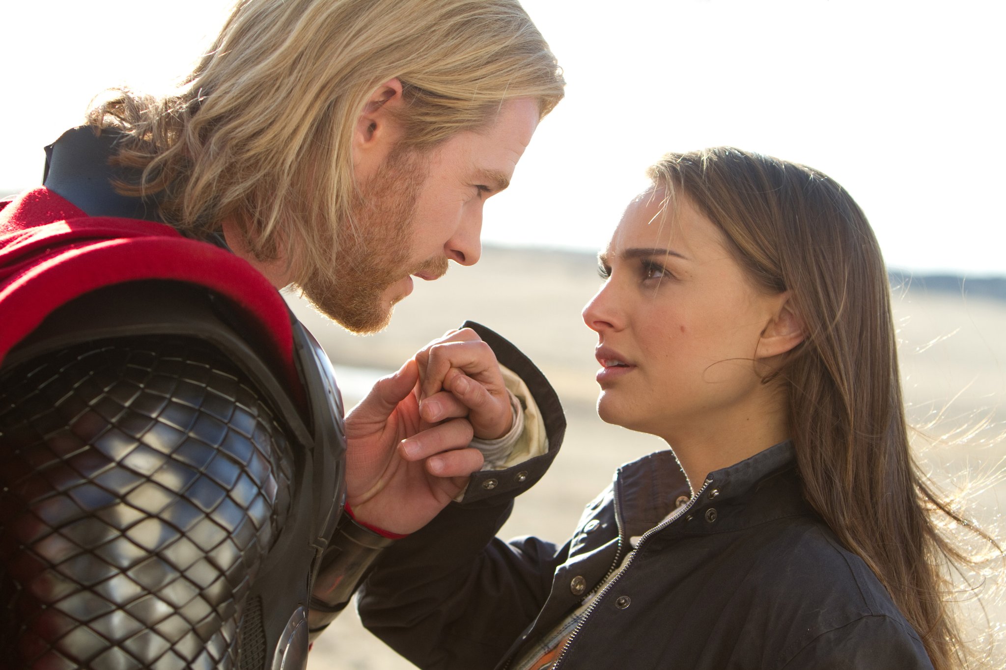 Happy Birthday to Natalie Portman AKA Jane Foster! Who else is excited for Thor: Love and Thunder? 