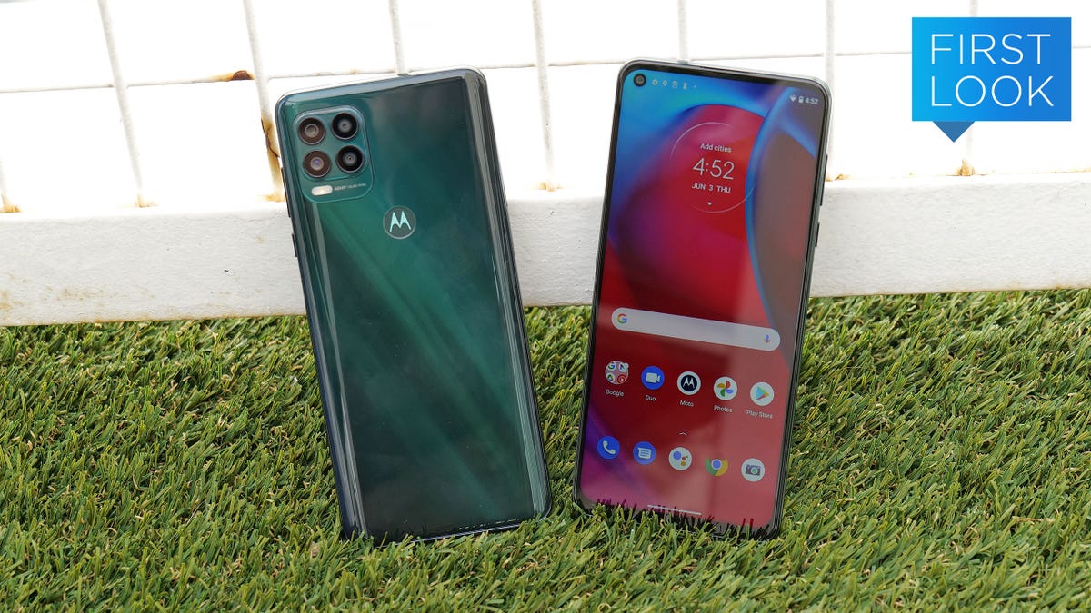 Motorola's New 5G Phone Is Like a Budget Galaxy Note In All the Right Ways