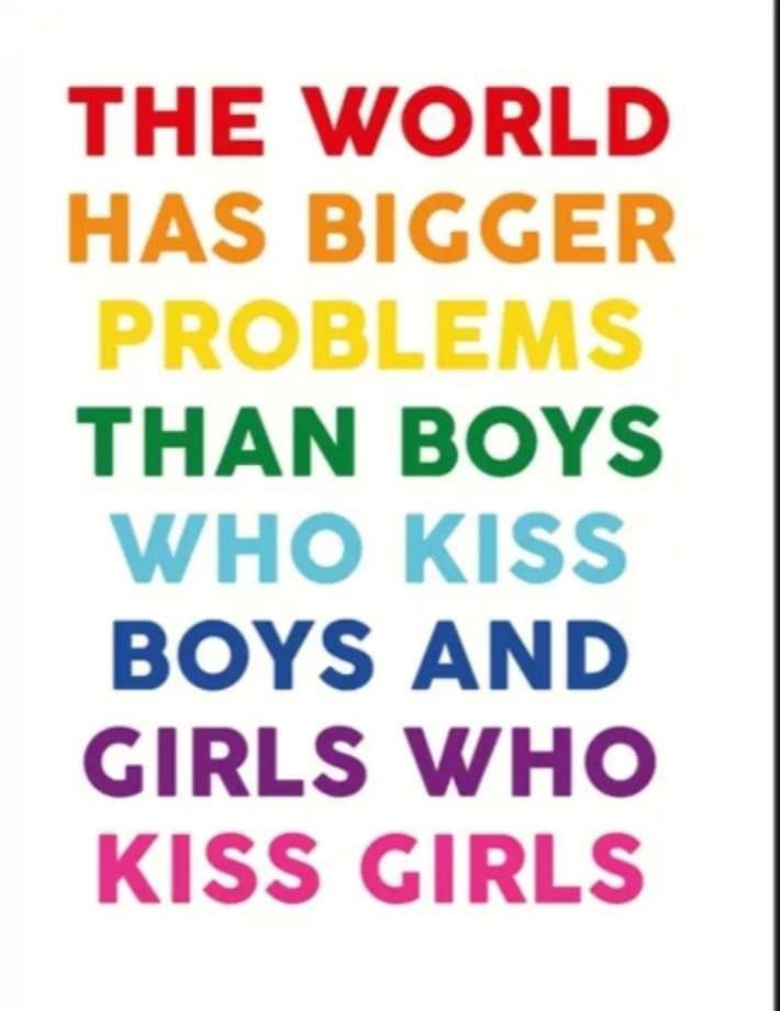 MumsGamer's tweet photo. Happy Pride Month everyone #PrideMonth2021 #twitchstreaming #twitch #loveislove https://t.co/R8HaMg4Mg1