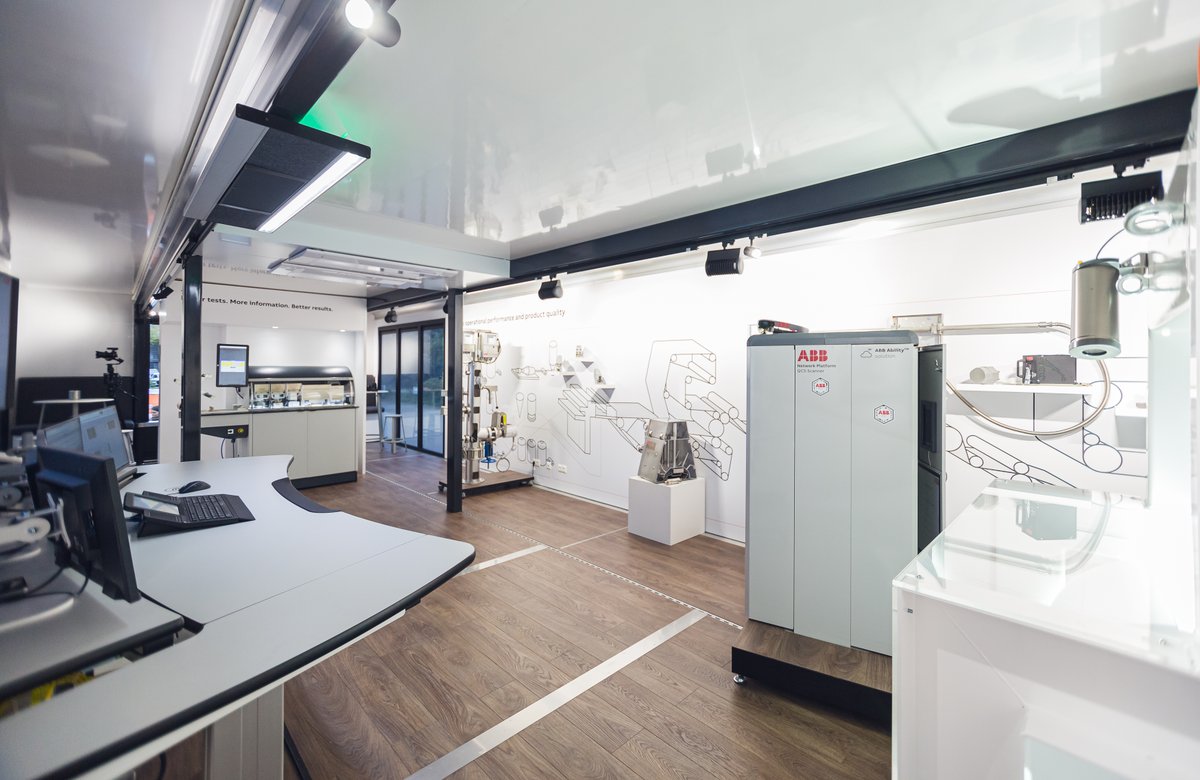 ABBpulpandpaper's tweet photo. Today #ABB launches its first European #pulpandpaper tour, officially unveiling it at #ZELLCHEMING. The interactive experience shows #papermakers a fully automated, optimized and connected mill setting: https://t.co/4Or88DwTMu

#VirtualDays #IIoT #digitalization #automation https://t.co/82PJLWMm3D