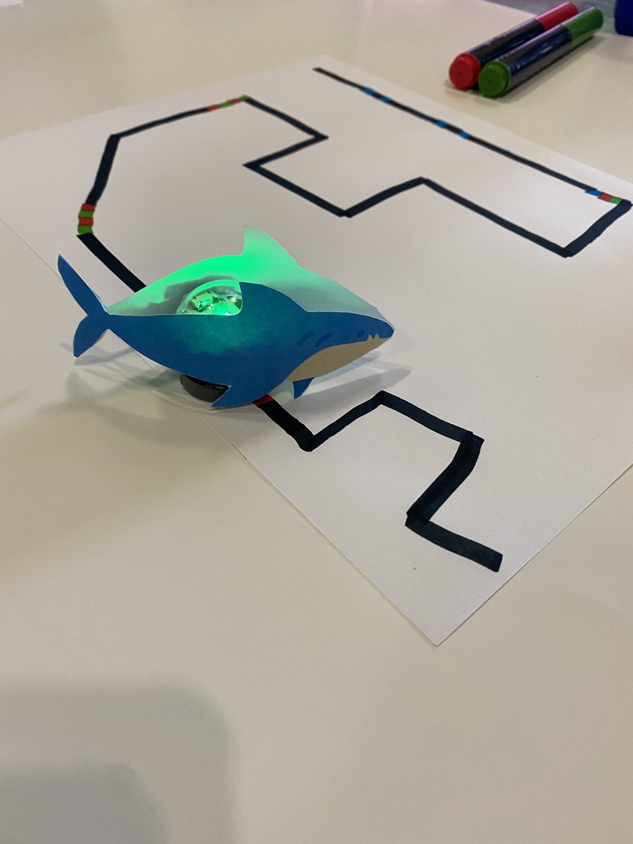 mrspatrick21's tweet photo. #ozobot Learning how to code with Ozobots! Super neat! #destinationPD #jawsome #CSMSPride #ourWHY https://t.co/KSXBKz8oJZ