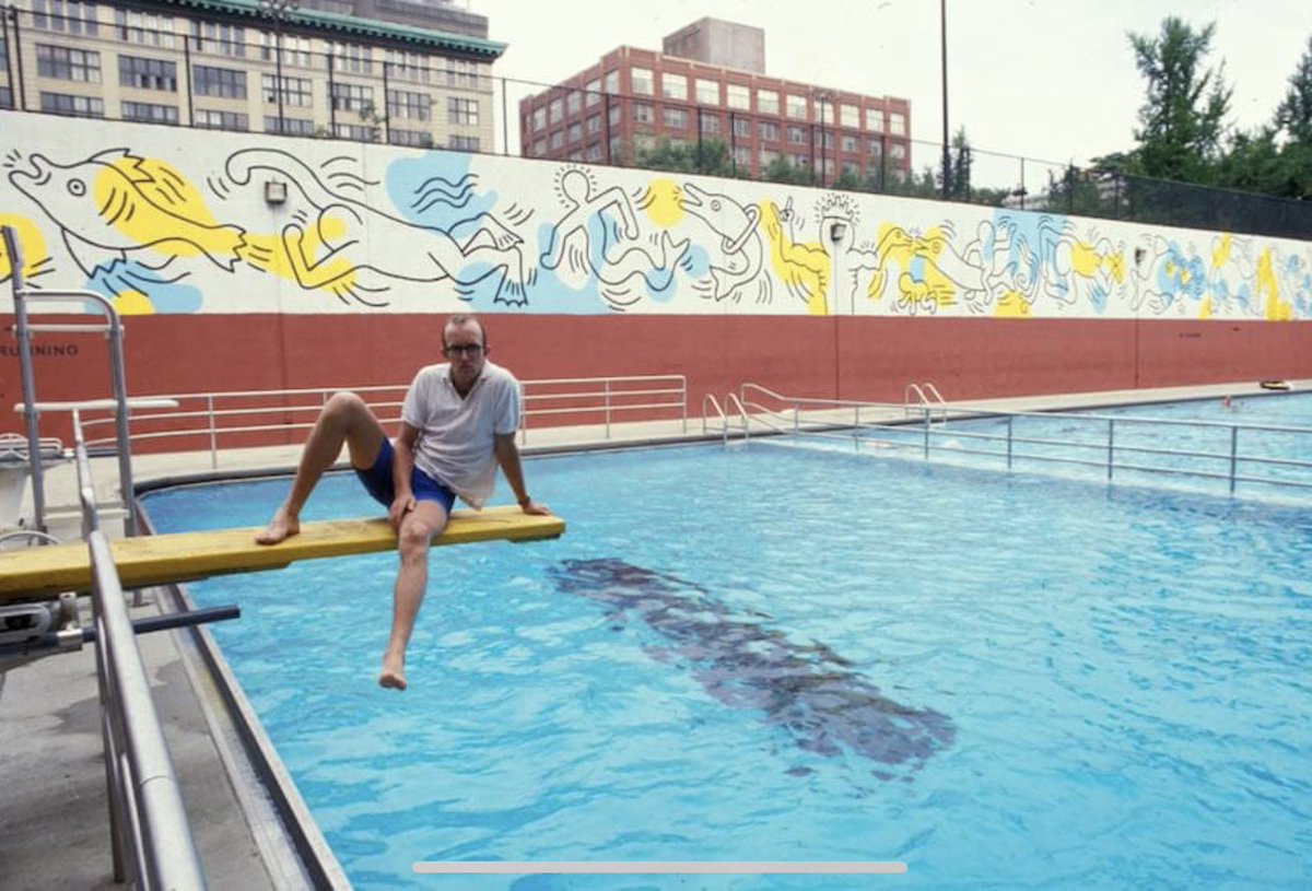 Keith Haring painting his Carmine Street Pool mural at the Carmine Street  Recreation Center. August 1987. 📸 by Tseng Kwong Chi