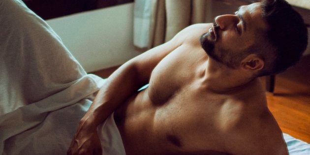 dusktilldawntwt's tweet photo. It's illegal to be this hot 🥵🥵
My Katrina is surely winning
 #VickyKaushal #katrinakaif https://t.co/Bq3q2oHj18