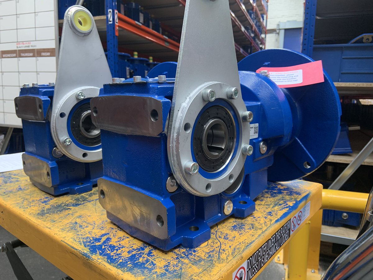 betechmac's tweet photo. It’s getting rather warm in our workshop whilst the team are busy producing hollow bore gearboxes of all shapes and sizes from stock. Whether it’s a worm, bevel helical or shaft mount style gearbox as a Motovario Assembly Centre we’ve got you covered. https://t.co/vcFxadRU0i