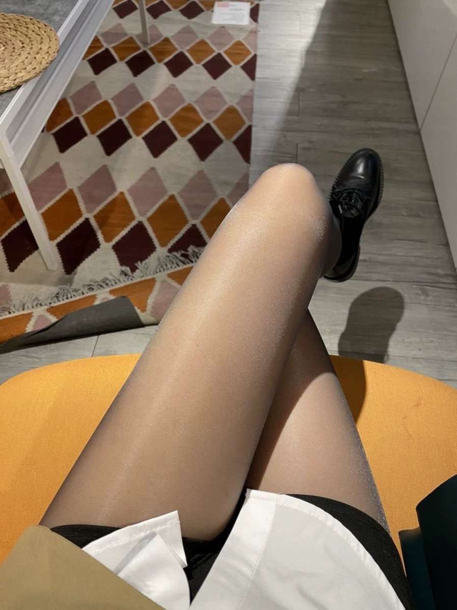 后台每天最多的私信就是：yo姐，可以再给个好友位吗？然后我每次都是一句话：后面再考虑吧。今晚，我决定再开30个，因为开多了，我顾不过来......人懒😷 https://t.co/ViFTwlg9e9