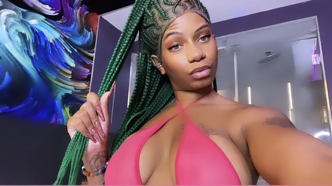 Come fuck on me 😏 https://t.co/gmdLb04DNm https://t.co/6jPSB1imgp