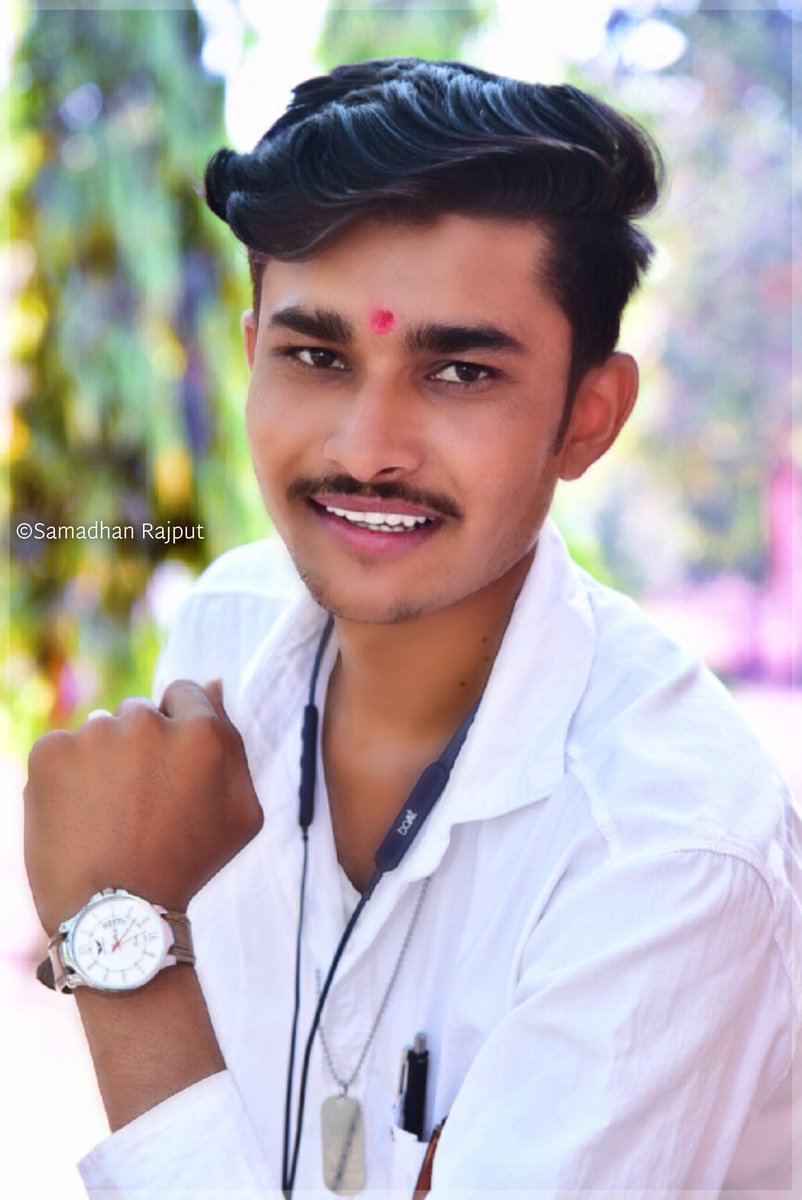 SamadhanBainade's tweet photo. जिंदगी दो दिन की है, एक दिन आप के हक़ में, एक दिन आप के खिलाफ, जिस दिन हक़ में हो गुरूर मत करना, और जिस दिन खिलाफ हो, थोड़ा सा सब्र जरूर करना।
🚩#जय_श्री_राम🚩
#जय_राजपुताना
@Samadhanrajput0
#New_post
#New_DP
#trending_post https://t.co/qXfyoxpVHg