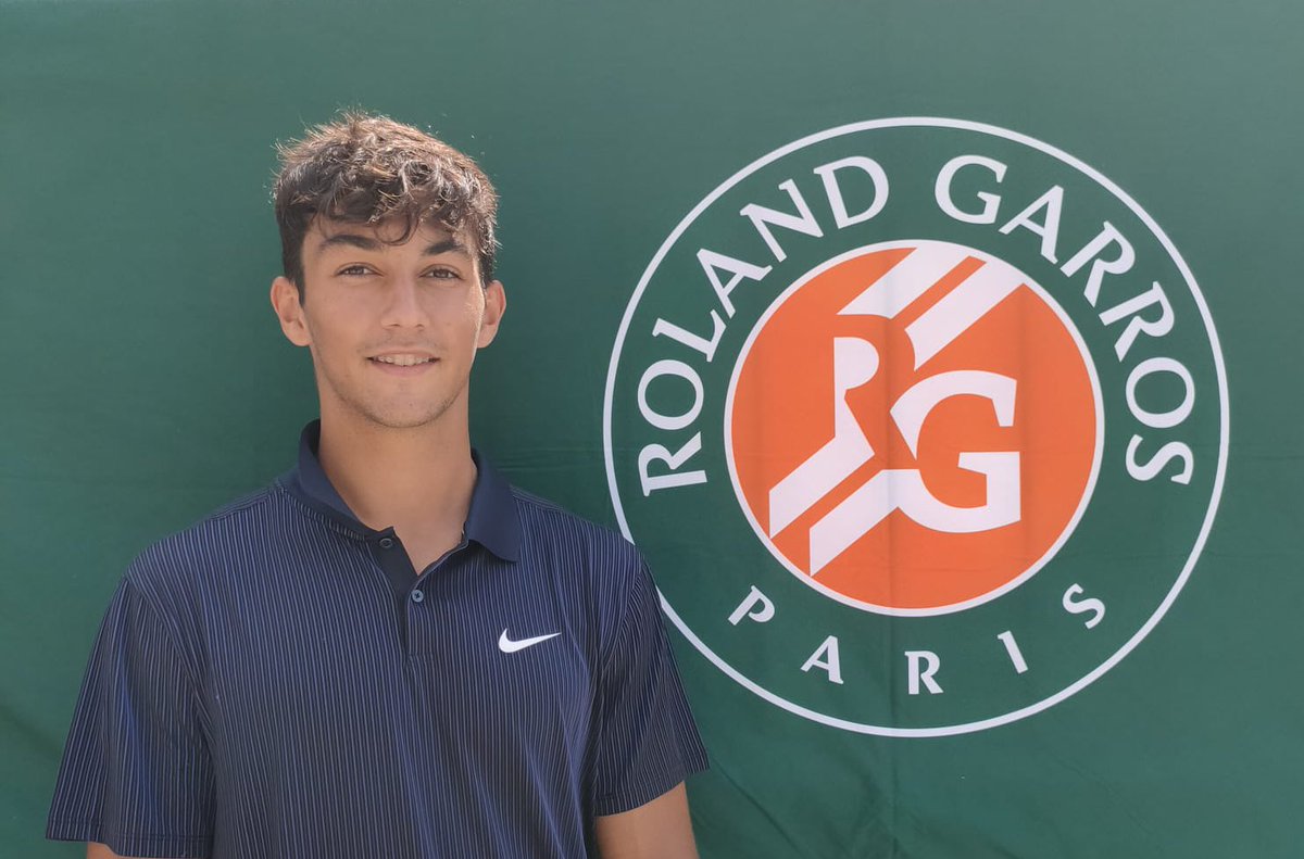 rnadalacademy's tweet photo. ¡Suma y sigue! Dani Rincón ha superado a Lilov 6-3, 6-3 en #RolandGarros Junior y sigue soñando en París. VAMOS‼️ https://t.co/v7tQ5GHSS4