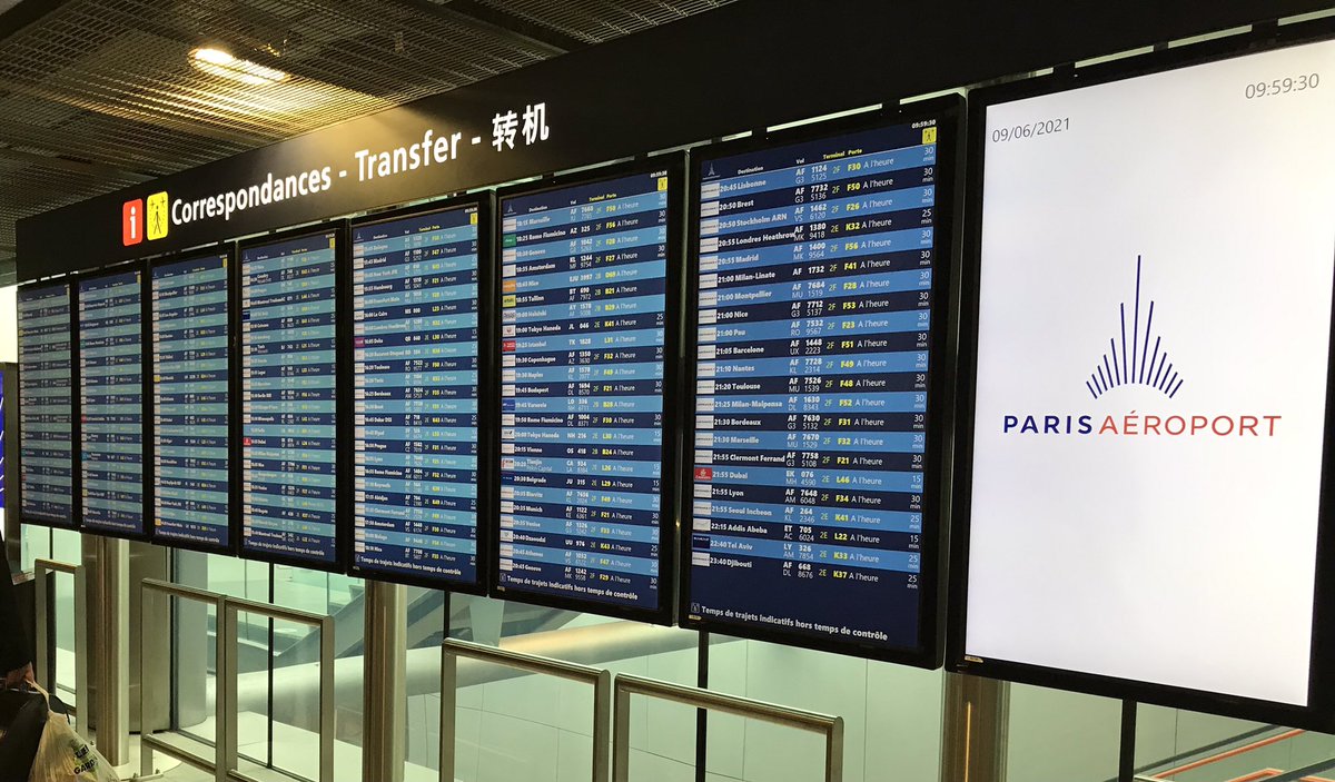 Des écrans info vols qui se remplissent, des contrôles sanitaires allégés au sein de l’espace Schengen, l’Italie, la Grèce et l’Espagne à portée d’ailes… Ça sent la reprise non ? Si seulement! #9juin #CDG <a href="/ParisAeroport/">Paris Aéroport</a>