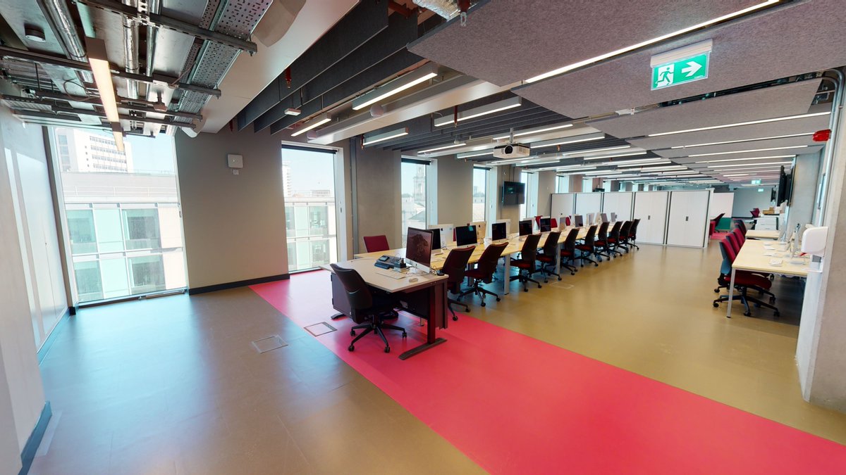 Our dedicated specialist creative technologies studio is equipped with Apple iMacs featuring the full Adobe Suite, Cinema 4D and additional production software to enable students to create work in graphic design, video, motion graphics, 3D animation, VR and web production.