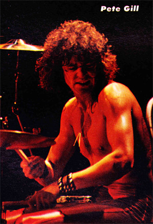 Happy Birthday to former Saxon (79-81) and Motörhead (84-86) drummer Pete Gill. He turns 70 today. 