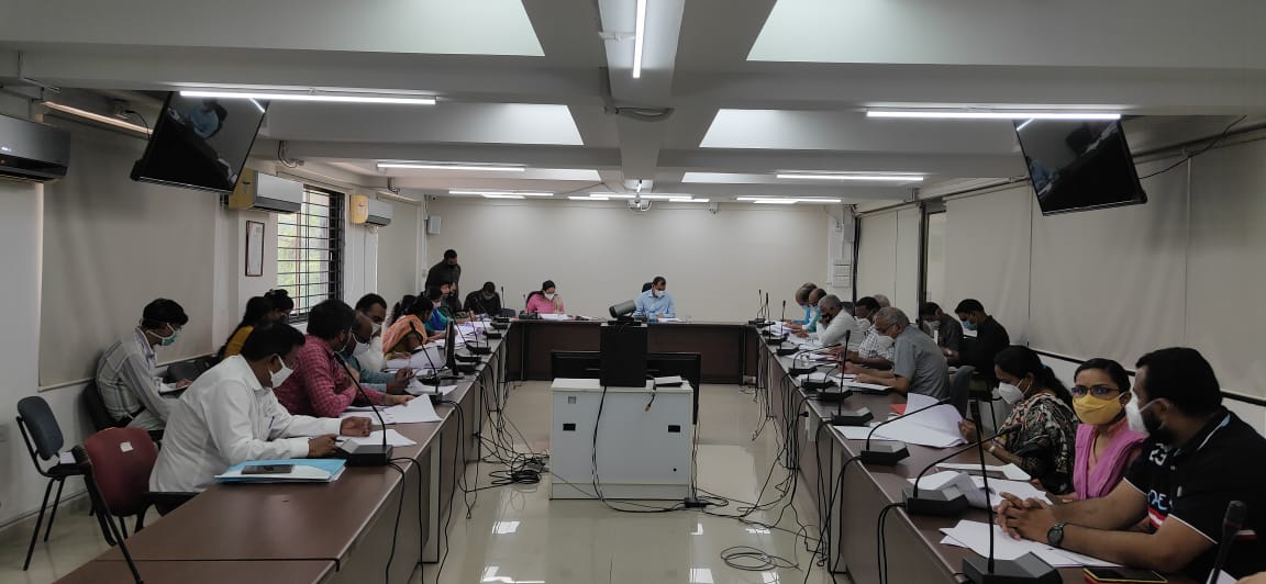 Under the chairmanship of resp DM sir, district level committee meeting has been concluded for application recieved for 18 new FPS to be open. Out of which 14 new FPS finalised, 3 decision kept pending for inquiry,1 FPS new advertisement will be published <a href="/dso_gnr/">DSO GANDHINAGAR</a> <a href="/CollectorGnr/">Collector & District Magistrate, Gandhinagar</a>
