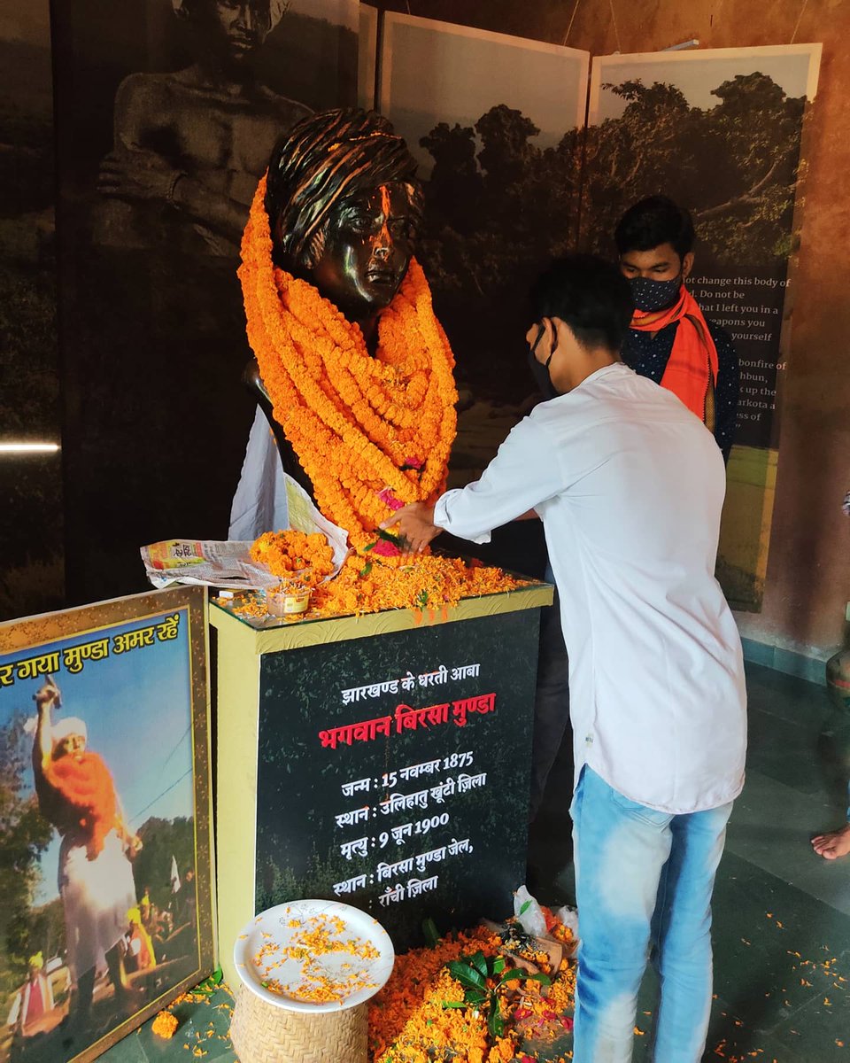 Ronitkumarjsr's tweet photo. भगवान बिरसा मुंडा जी के पुण्यतिथि पर उन्हें शत-शत नमन🙏❤
#ronitkumarjsr 🚩 https://t.co/eG5ILd26au