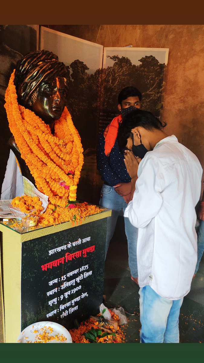 Ronitkumarjsr's tweet photo. भगवान बिरसा मुंडा जी के पुण्यतिथि पर उन्हें शत-शत नमन🙏❤
#ronitkumarjsr 🚩 https://t.co/eG5ILd26au