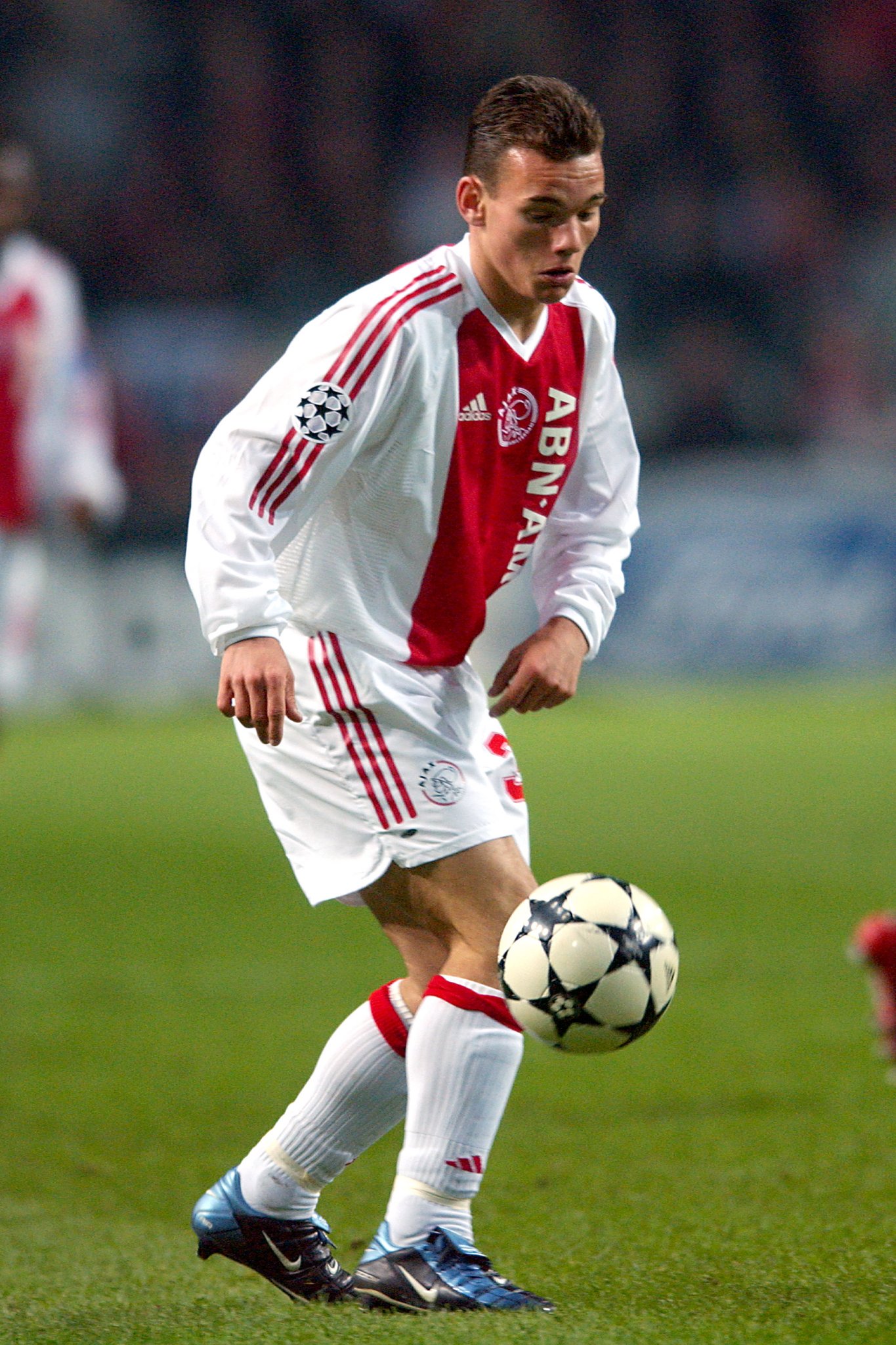Happy 37th birthday to one of the best midfielders of his generation, Wesley Sneijder.  