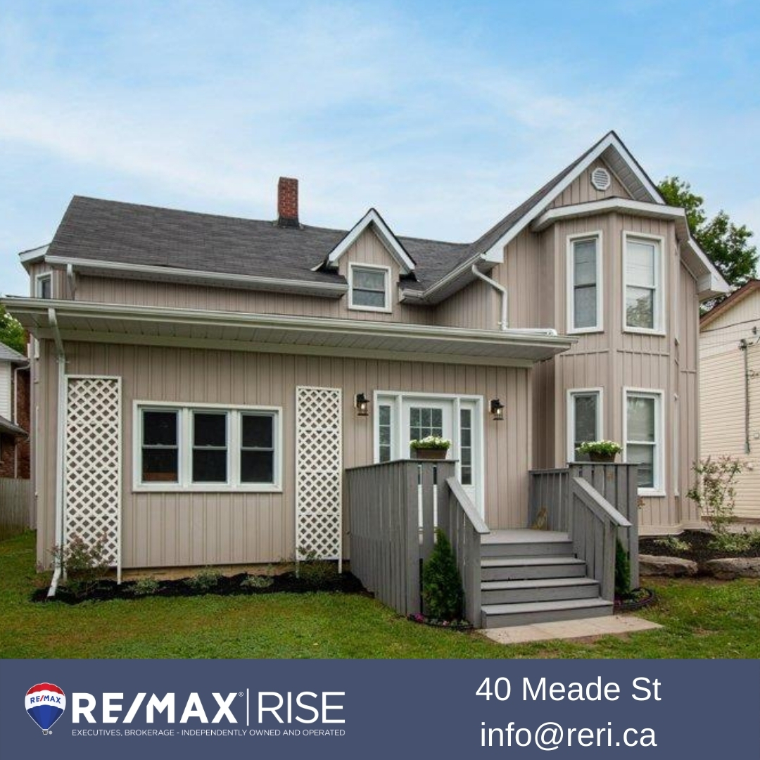 #NewListing takes us to Brighton today and tomorrow. 

First up: 40 Meade St. A duplex on a large lot with plenty of parking. Four bedrooms, 2.5 bath, and blocks from downtown Brighton. A great opportunity for investors!

ow.ly/os5s50F6uP5