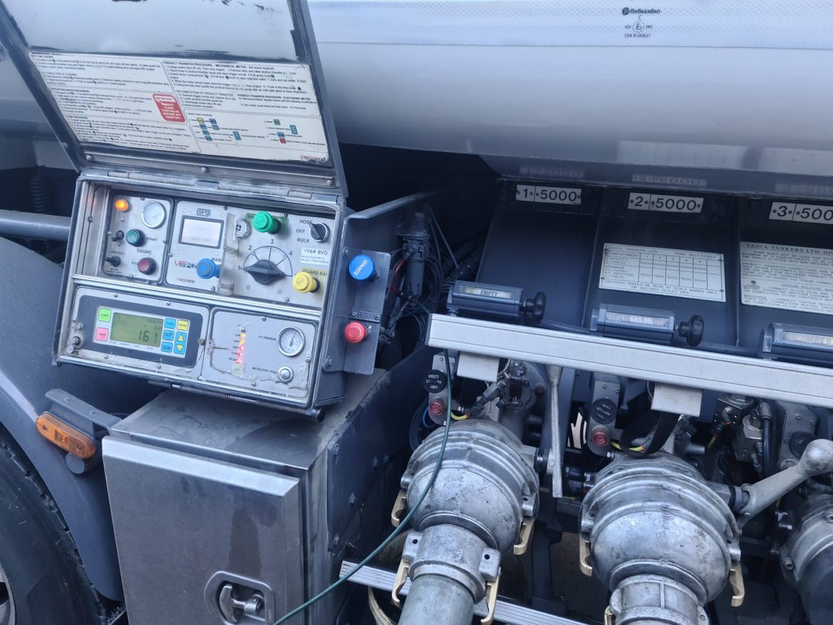 MechTronic's tweet photo. Our engineer for Yorkshire, Chris Parnwell is out delivering meter calibrations and preventative maintenance on our #OptiMate and #MaxFlow systems today!
Did you know that we have 7 regional engineers, geographically split to provide an unrivalled support service across the UK. https://t.co/NKszFswsG0
