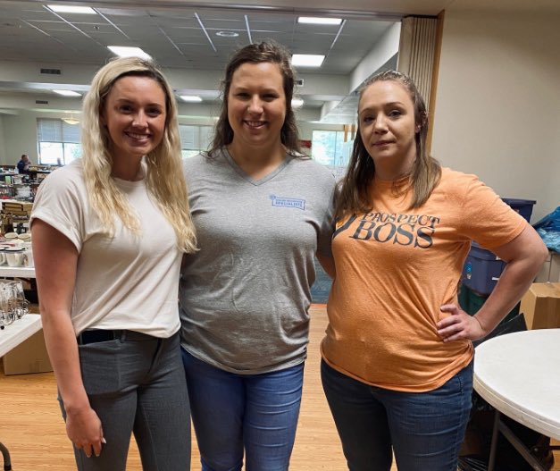 smsteam1's tweet photo. Shout out to our Senior Marketing Specialists team members who volunteered to help our friends & neighbors at the Columbia Senior Center set up for their biggest fundraiser of the year, the annual Senior Center Garage Sale.
#SMSTeam
#12MonthsOfGiving
#TwelveMonthsOfGiving https://t.co/6LstWt57o2