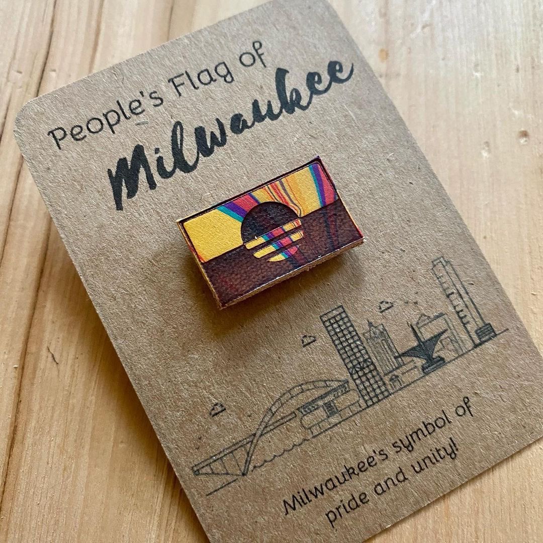 📷: instagram.com/blumountainco The cutest little marbled MKE People’s Flag pins are all ready for #mkemakersmarket on June 20th <a href="/discoveryworld/">Discovery World</a> 🤙