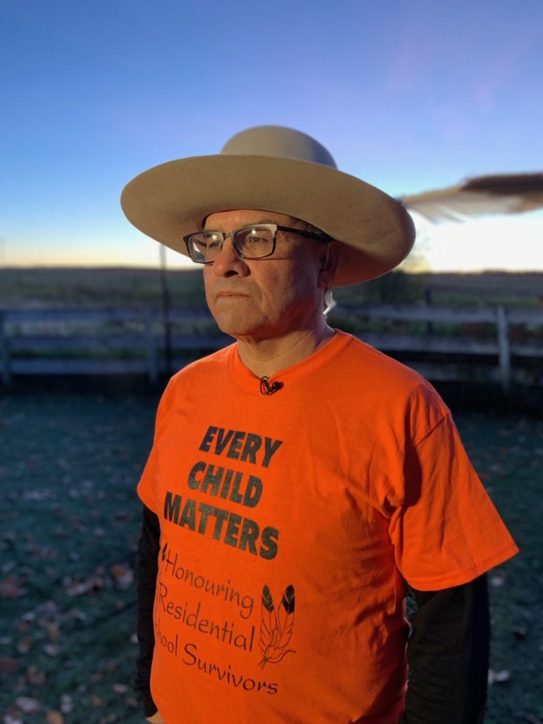 mcphersoncomm's tweet photo. For my latest Record Rewind, I chatted with Steve Wood - one of the founders of Northern Cree - to chat about their @RecordingAcad nominated debut Rockin' the Rez, powwow music, & keeping these traditions alive. #powwowmusic #drums #recordrewind https://t.co/RpbfLmTeSV https://t.co/kuMwPwhkH4