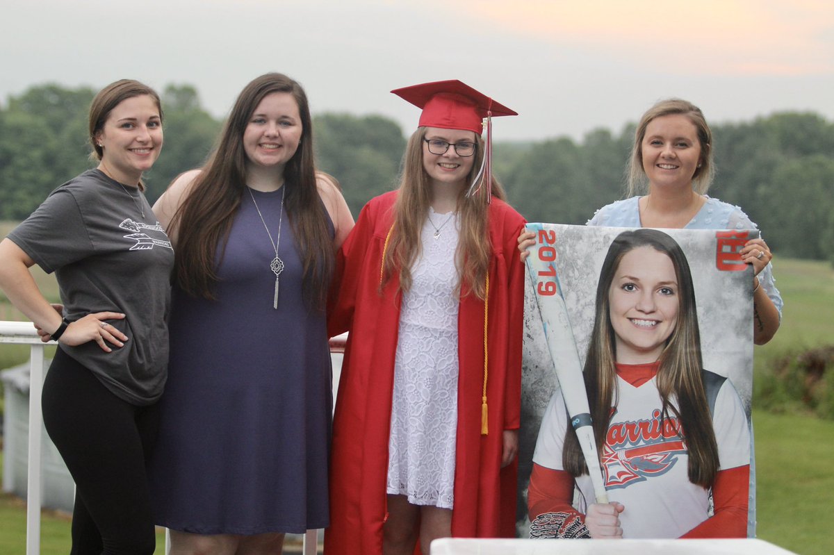 stover_morgan's tweet photo. Megan’s graduation 🎉 
Also, Katie couldn’t join us so we had to improvise 💕 https://t.co/wC4p0dA90o