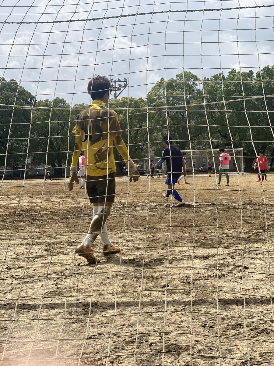 鹿児島大学学友会サッカー部 公式 名前 宮崎太一 背番号 21 学部学科 工学部機械工学 ポジション Gk 出身校 兵庫 市立尼崎高校 アピールポイント 初速の速さを活かします 目標 勝利の為に泥臭く 鹿児島大学学友会サッカー部 公式 名前 宮崎太一 背番号 21 学部学科 工学部機械工学 ポジション Gk 出身校 兵庫 市立尼崎高校 アピールポイント 初速の速さを活かします 目標 勝利の為に泥臭く