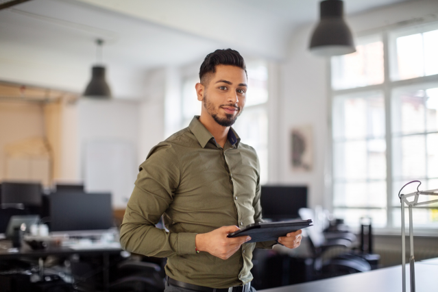 RENGAsolutions's tweet photo. Professional Employer Organizations have played an essential role by using demographics, #data, and design in helping their small employer members navigate the turbulent waters of #COVID19 #pandemic, via @Mercer_US. #benefits #health https://t.co/1MaqXW7cHX https://t.co/TxT04wBEGH