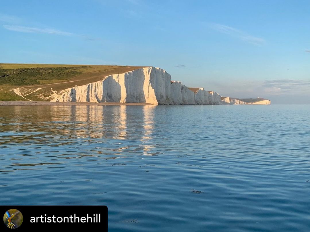 Need of a creative boost? Check out Tony Parsons’ @artistonthehill Live Zoom painting sessions here: artistonthehill.co.uk/videos His next session is this Saturday, painting the Seven Sisters image above in either oils or acrylics.