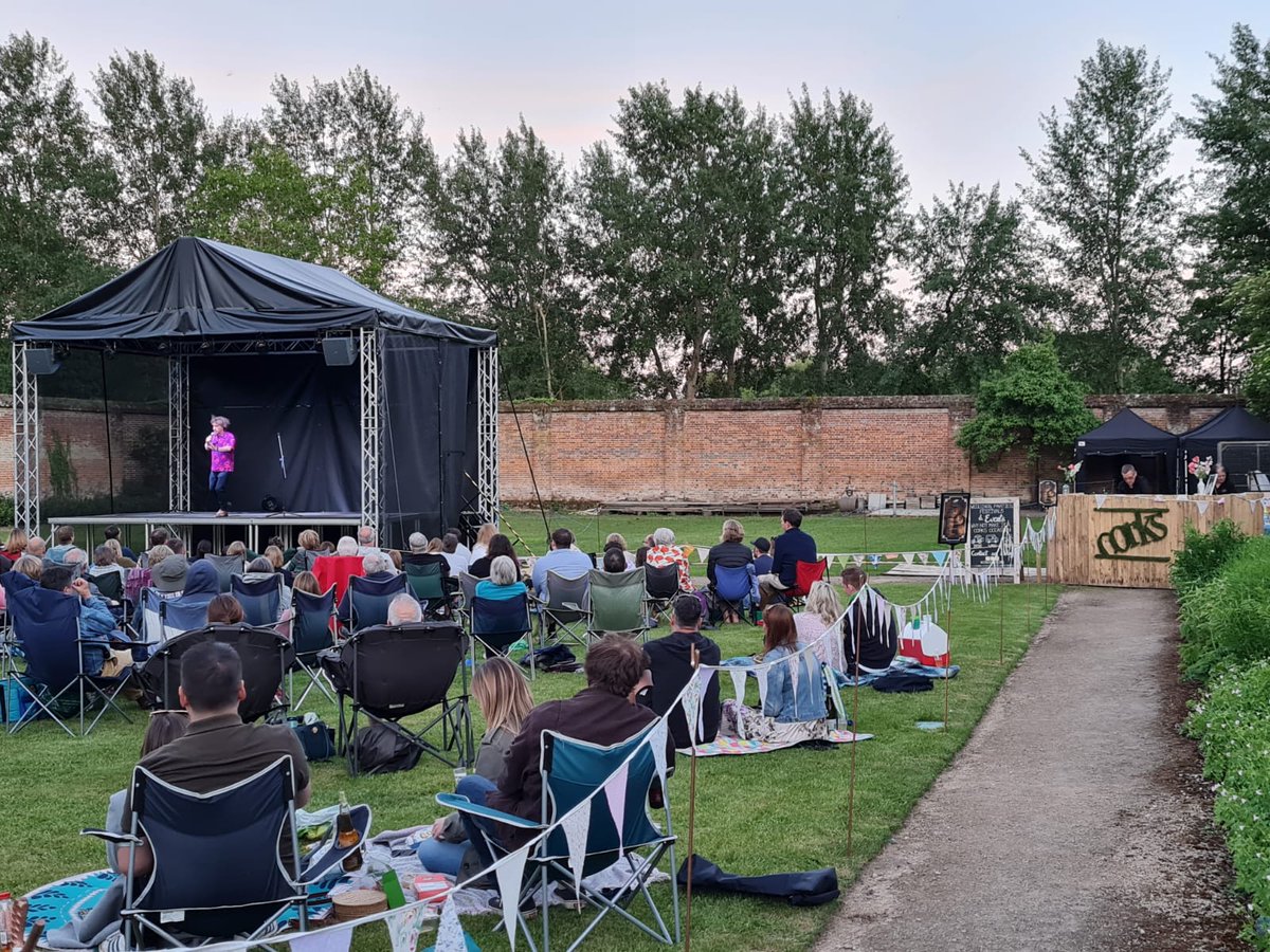 Flashback to listening to <a href="/luketoulson/">Luke Toulson</a> with us <a href="/Painshill/">Painshill</a> last night. Great to have live comedy back and what a good laugh it was
