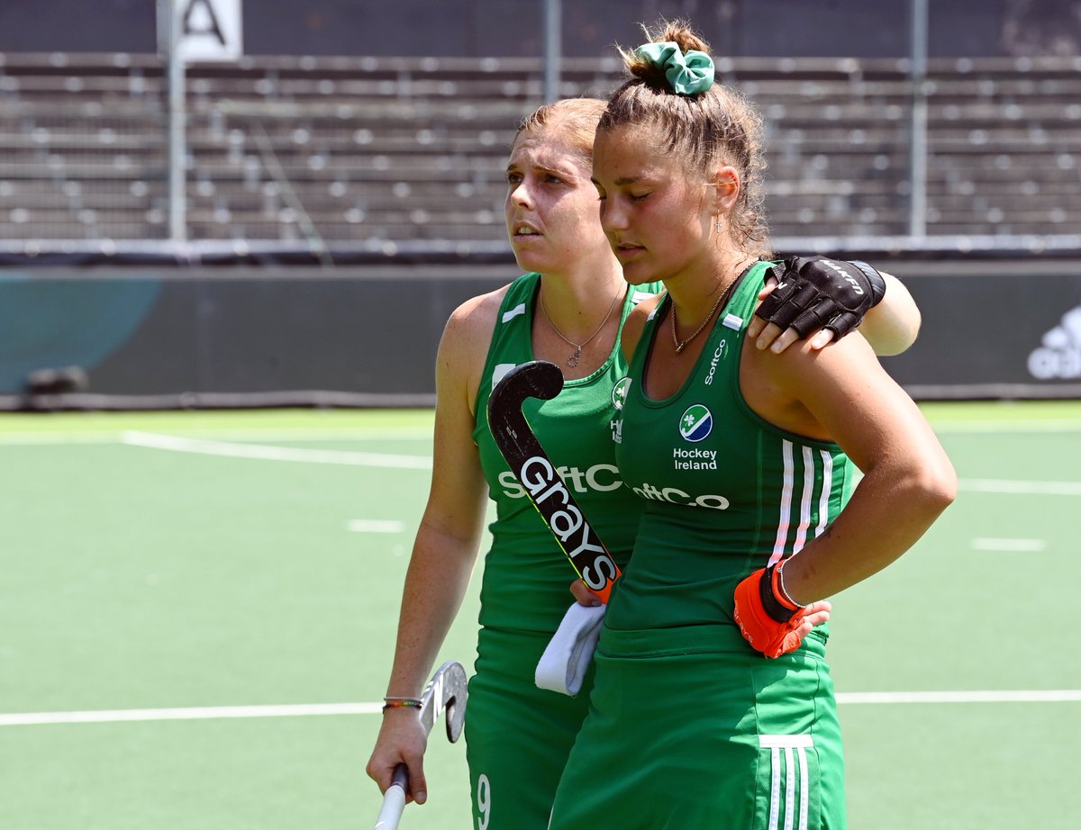 Róisín Upton’s early goal had the #GreenArmy in the frame for the win they needed but a Begoña Garcia equaliser in the 12th minute meant Spain got the point they required leaving Ireland to contest Pool C.

Report, goals and reaction from today:
hockey.ie/ireland-denied…

#EHC2021