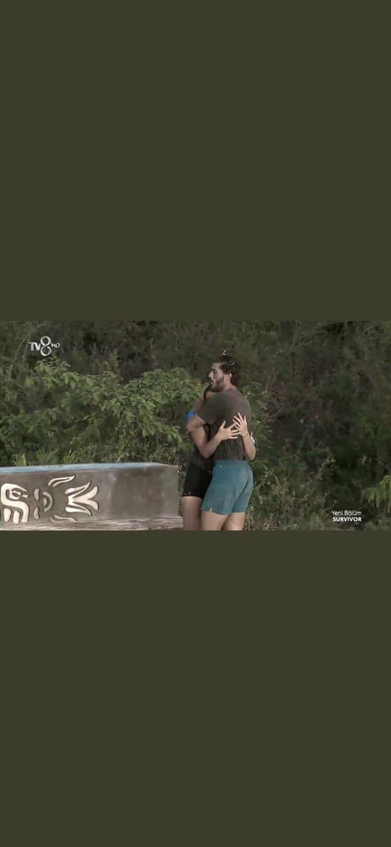 Birbirlerinden besleniyorlar adetaaa 
YürüyorFinale PoyrazAyşe