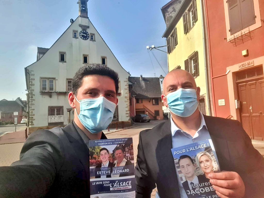 Th_ESTEVE's tweet photo. Ce matin tractage à #Ingersheim accompagné de Stéphane. 
A la rencontre des citoyens chaque jour, on vous donne rendez-vous lors de nos prochaines actions !🇨🇵
#jacobelli2021 #colmar #colmar1 https://t.co/27rco3Seuz
