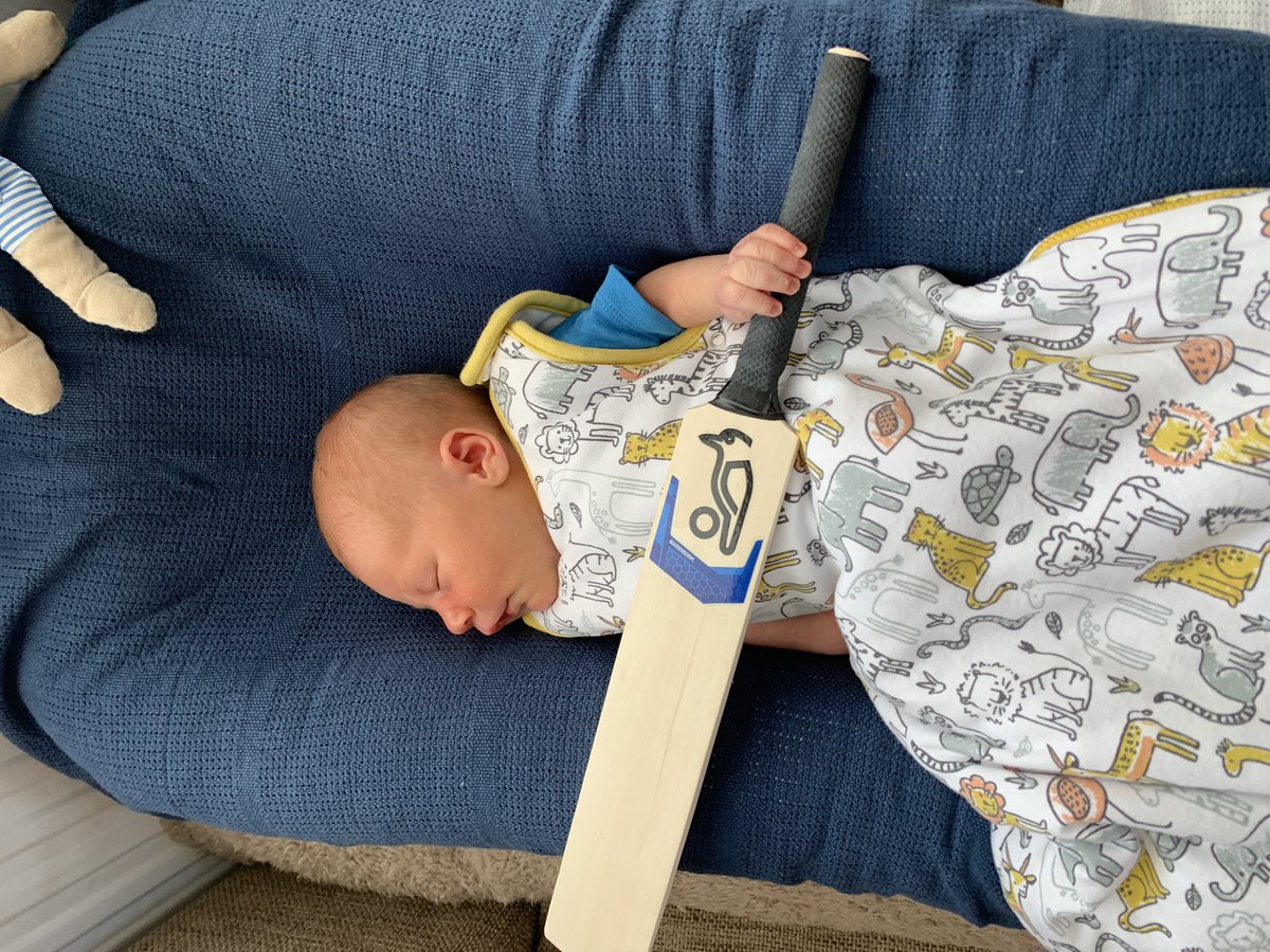 TimK85's tweet image. Super happy to announce the arrival of this star! Baby Theo one week old today… never to early to get practicing! 💙🏏