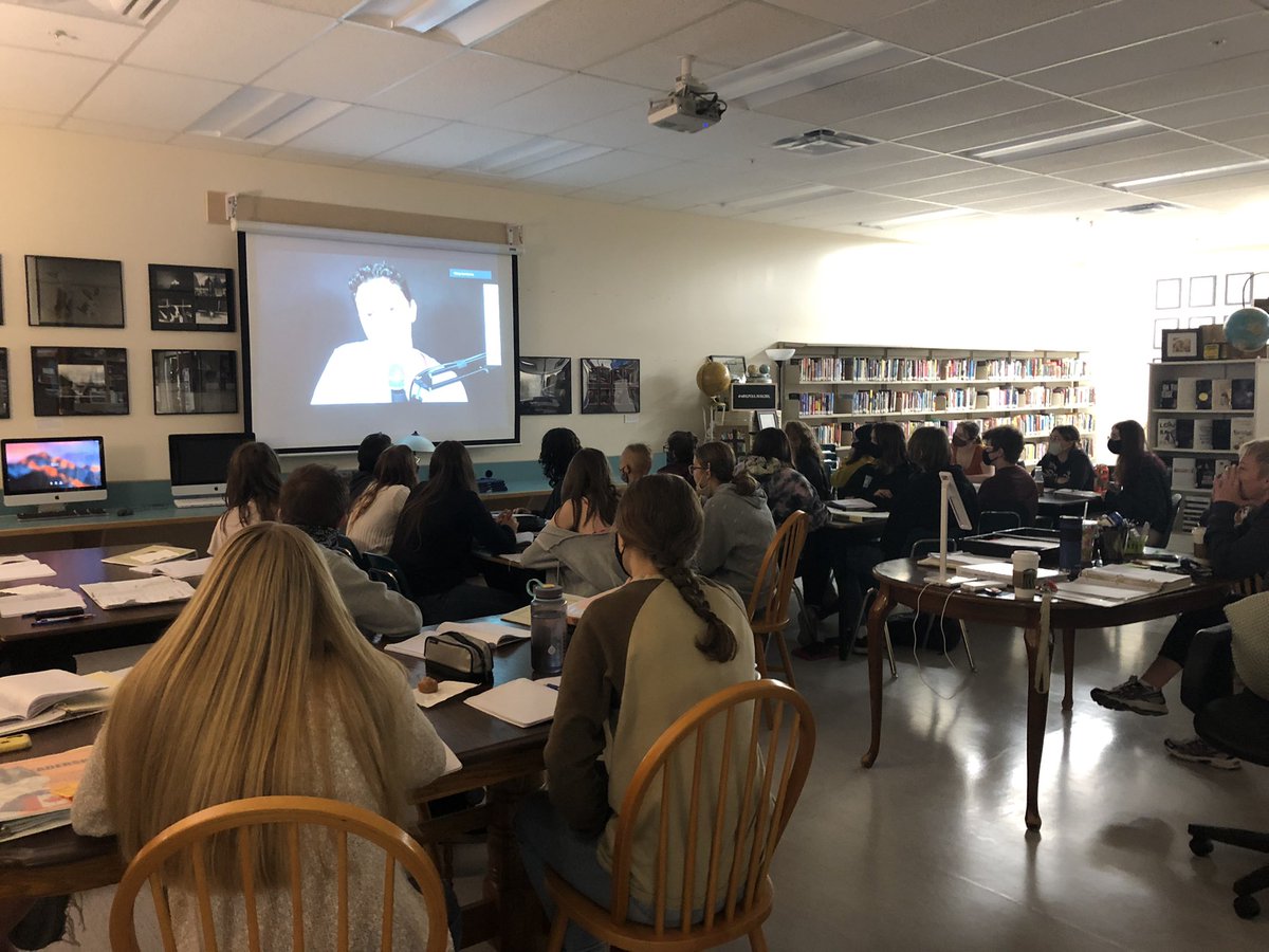 LenoraPoulin's tweet photo. Being inspired by @Sam_Demma this morning for our #wednesdaylesson in #hssleadership @hopesecondary #sd78 @teachwilkins @sdaintrey @mreteacher https://t.co/JYgxPLgN0U