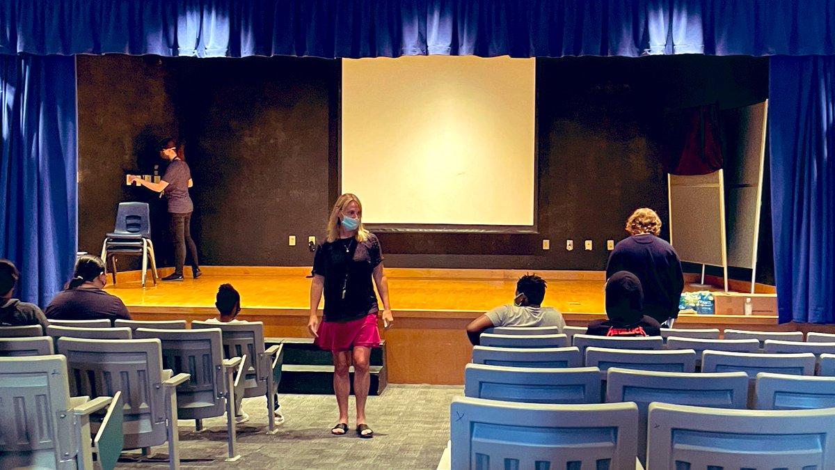 KellerJayhawks's tweet photo. Summer Enrichment Collaboration in full effect!  Speech and Debate has teamed up with Drama to work on speech delivery and presentation complete with positive peer feedback to continue growing! 💙💛  @Jayhawk_Pride @MsCruzKMS @JoseSoteloNV https://t.co/zq3ZpVYGkN