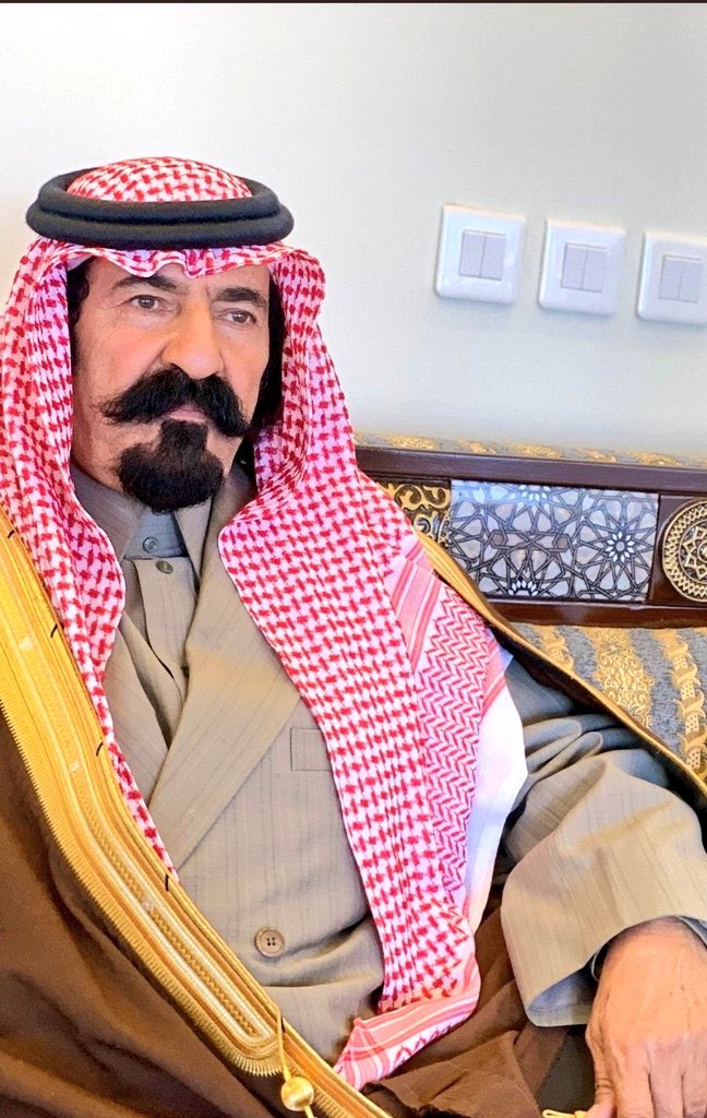 إنا لله وإنا اليه راجعون رحم الله الشيخ فنيطل الوجعان ونعزي انفسنا وأسرة الفقيد وشمر عامة رحمه الله وأسكنه فسيح جناته