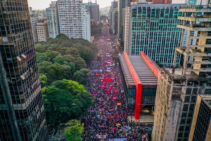 jornaland's tweet photo. A cegueira nervosa do monopólio de imprensa nos protestos em 29 de maio
Leia em:https://t.co/e0tzxYlsA0
#ANDnacional #AltoComando #MonopolioDeImprensa #29M https://t.co/WOGupClaha
