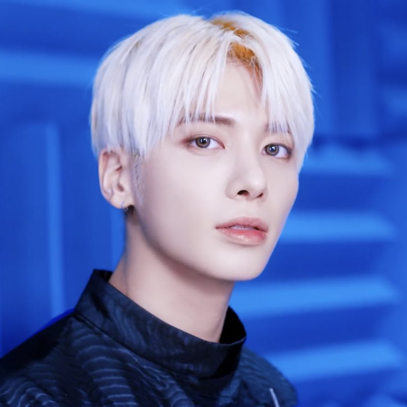 taejunhq's tweet image. just like magic