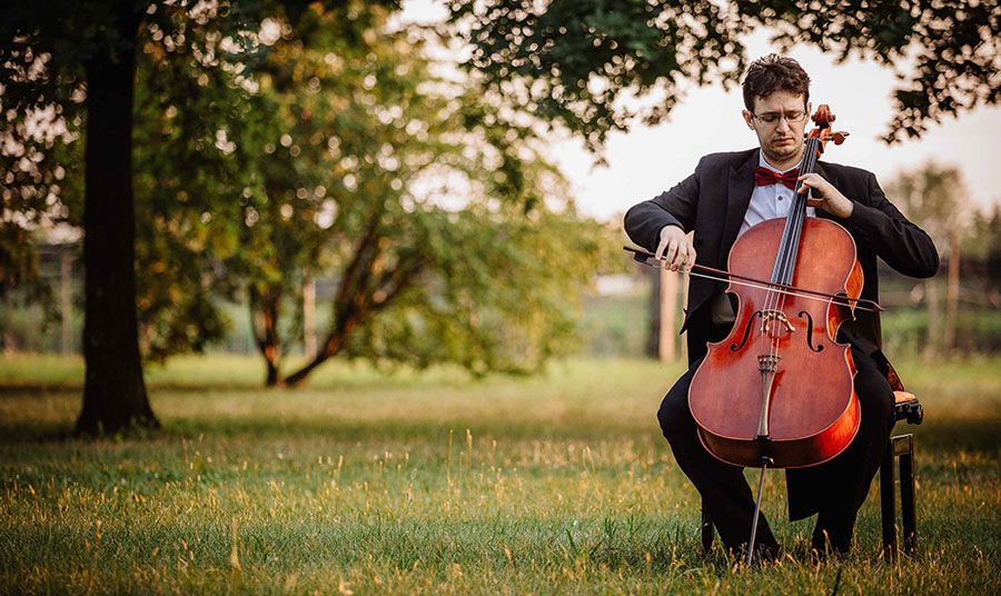 GemonaTurismo's tweet photo. Un violoncello nel roccolo 🎶
Sarà il violoncellista Riccardo Pes a inaugurare "Note nei roccoli" a #Montenars.
Il concerto si svolgerà domenica 20 giugno con inizio alle 17 nel Roccolo di Manganel. Info: https://t.co/7v21iItI7a
@EcodelleAcque @FVGlive @regioneFVGit 
#FVGlive https://t.co/z50Vs3Dvu8