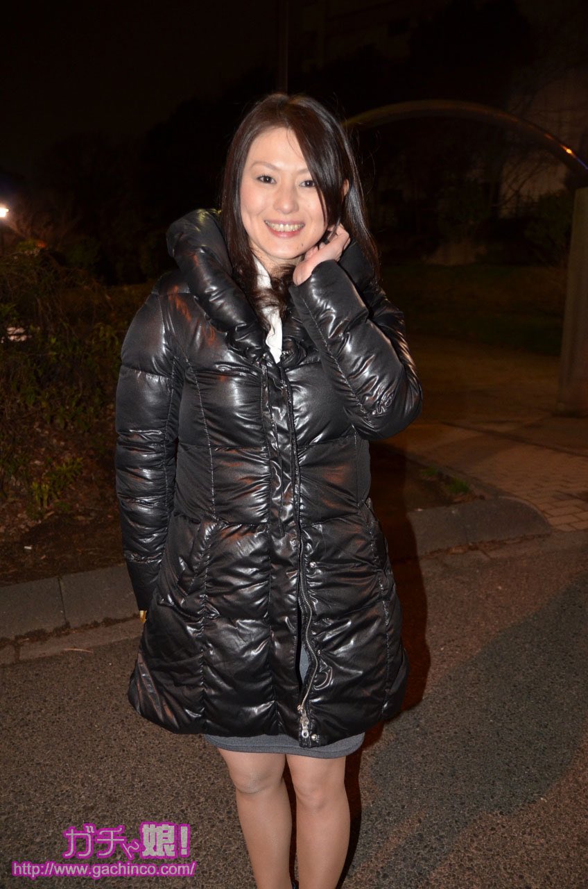 ピータン on X: ダウン着たままの動画知ってる方教えてほしいです 自分は 若奥様生撮りファイル?【はるみ】 が1番好きですね  t.coVA2euBBWd4  X