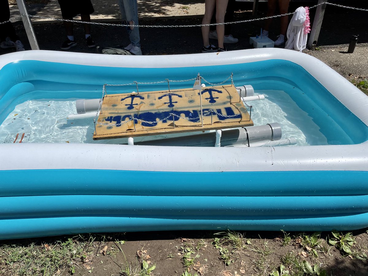 BPS_STEAM's tweet image. How much weight can your boat hold? A geometry competition comparing profitability as it relates to volume/weight. # ItTakesMore, #FinalProjects, #MrKellysRegatta