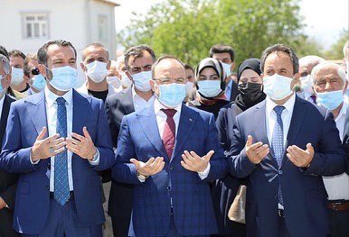 3dmim's tweet photo. Yurtbaşı Belediye Hizmet Binası projemizin temel atma törenine katıldık @erkayayirik 
@sahin_serifoglu @yasinyilmaz23 @asilhanarslan23 https://t.co/CHVO8NVTdb