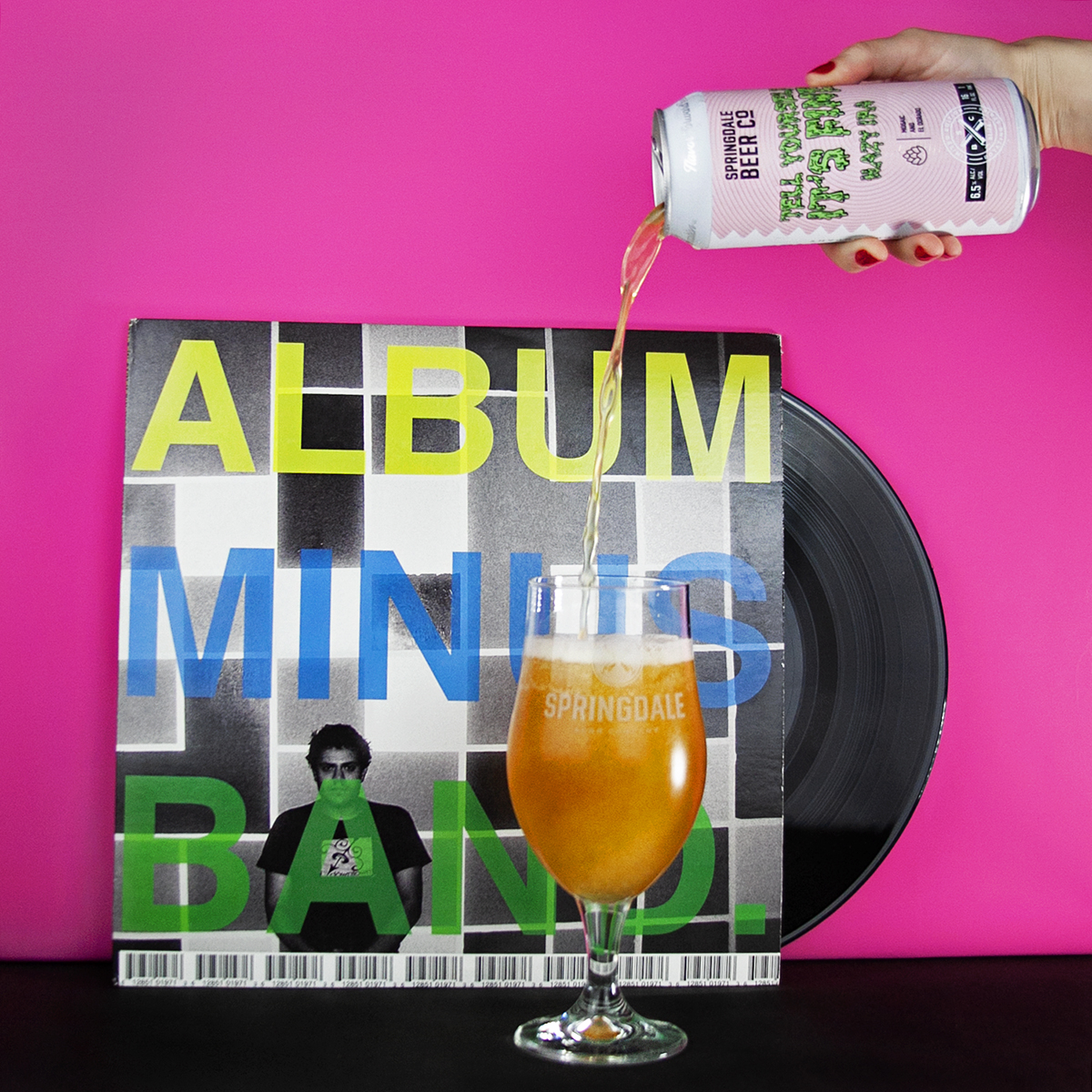 🚨 LP GIVEAWAY ALERT 🚨 In addition to raffling off 3 rare autographed <a href="/jeffrosenstock/">Jeff Rosenstock</a> LPs &amp; raising money for the <a href="/Gr8BosFoodBank/">The Greater Boston Food Bank</a> (bit.ly/3uUn6dT), we're giving away Bomb The Music Industry! Album Minus Band. Wanna win it? Head to our Instagram: bit.ly/39nL1dV