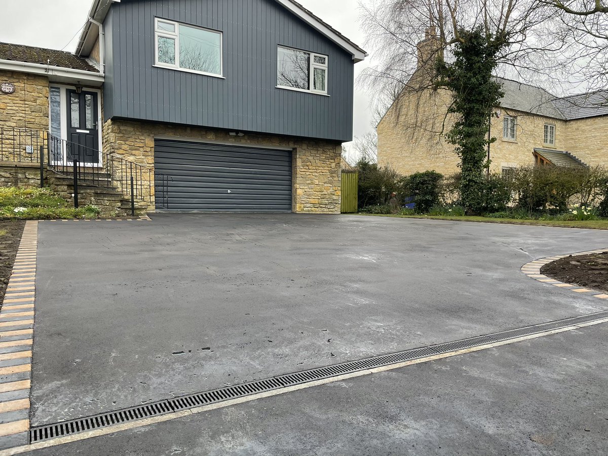 Hall Macadam Ltd tweet media
