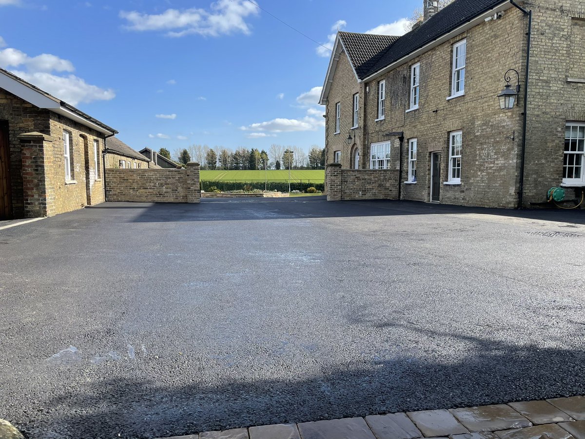 Hall Macadam Ltd tweet media