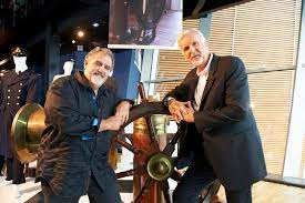 Happy Birthday to TITANIC producer Jon Landau, here with James Cameron! 