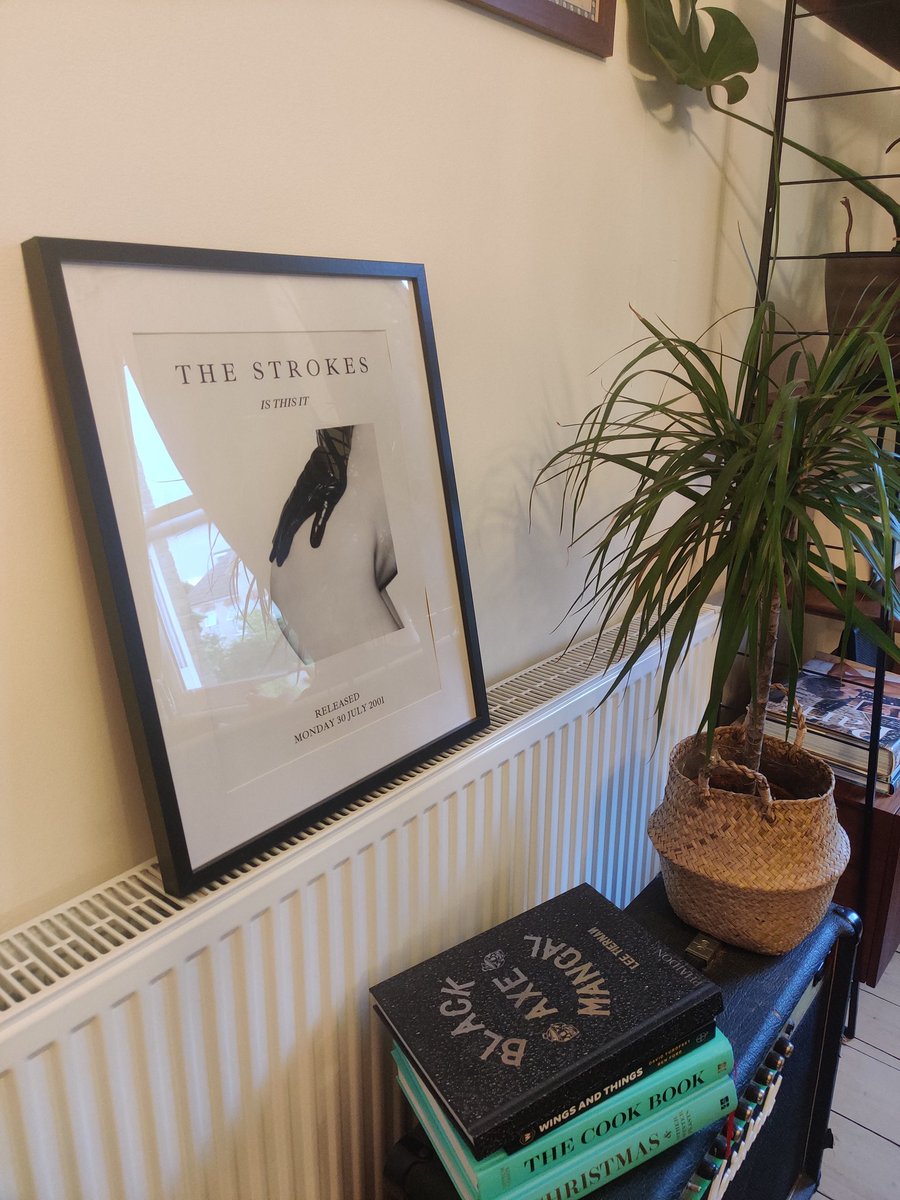 Fave album art work for <a href="/RadioX/">Radio X</a>  Just has to be The Strokes, Is this it!