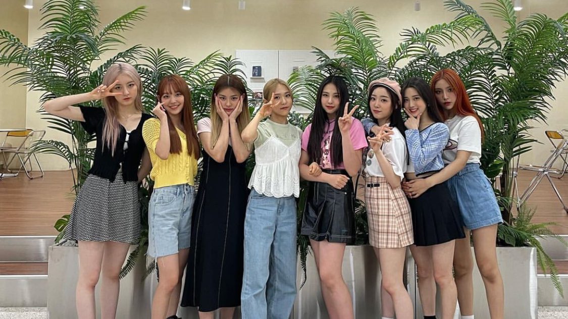 chowoniesite's tweet photo. This day has finally arrived, and I can't believe you'll be making your debut later. Remember that we are always by your side, ready to support you, and we are so proud of you, lightsum. LIGHTSUM fighting!!❤️ @CUBE_LIGHTSUM https://t.co/c9qkWh24k7