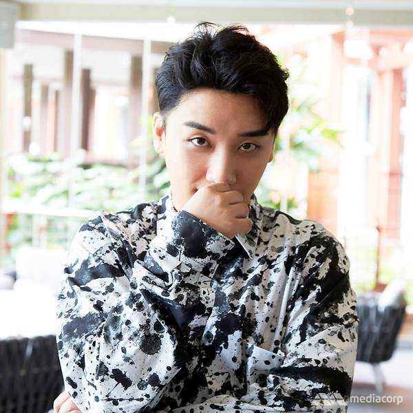 ForPhoenixVI's tweet photo. โ๐ย ๐ 98 ๐๐ช๐๐ผ
๐พ๐ท๐ฝ๐ฒ๐ต ๐ข๐ฎ๐พ๐ท๐ฐ๐ป๐ฒ ๐ป๐ฎ๐ฝ๐พ๐ป๐ท๐ผ ๐ย ๐โ
#SEUNGRI
#BIGBANG
#SergeantLee https://t.co/uzum0c7FQf