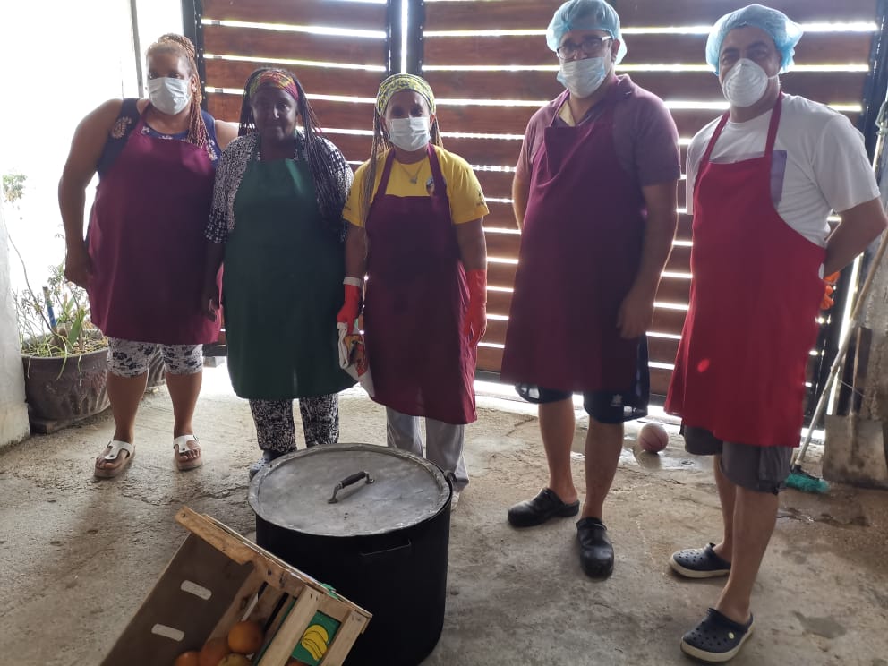 OllaHoy's tweet photo. A través de este medio hacemos llegar nuestro agradecimiento a @ALFAS39380381 #AsociaciónLaboraldeFuncionariosdeAcodikeSupergas ☺️.
Gracias por la ayuda para continuar haciendo funcionar nuestro #merendero

#HoyPorTiMañanaPorMi 🤝
#JuntosTodoEsPosible ❣️ https://t.co/W5RGhJ9b7J